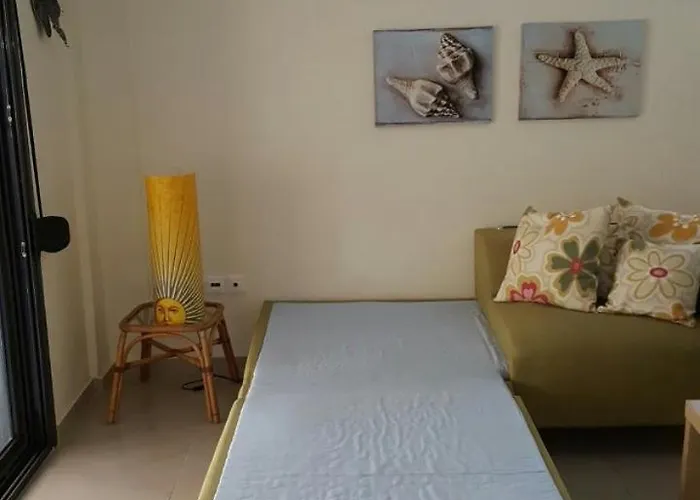 Summer House In Nea Potidaia *